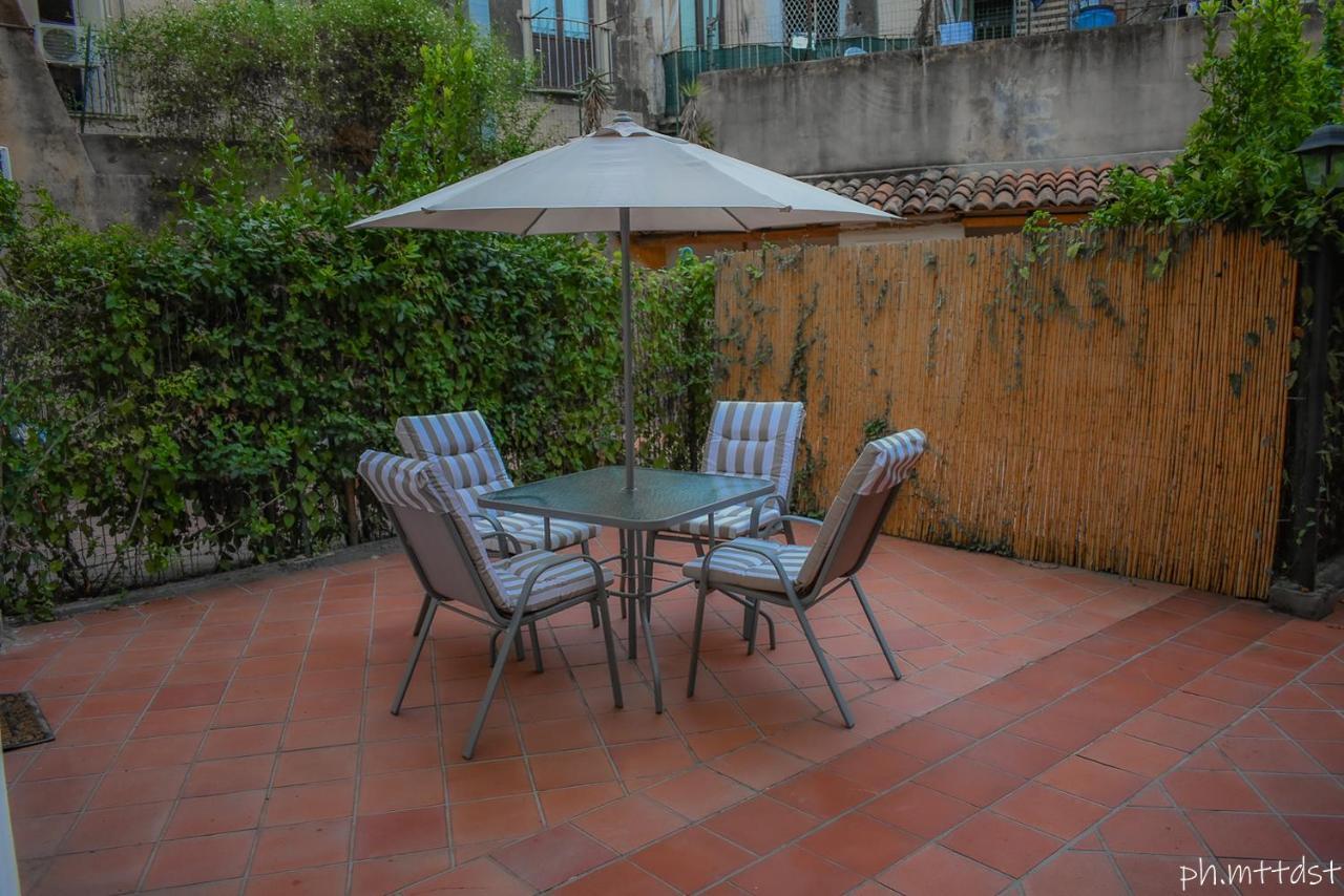 Palazzo Mannino Apartments Catania-Fontanarossai nemzetközi repülőtér Kültér fotó