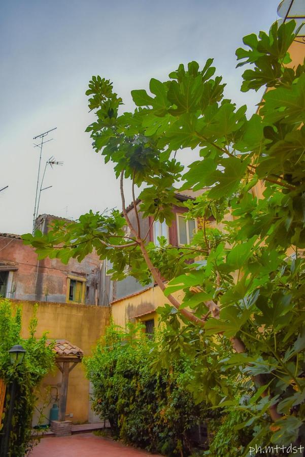 Palazzo Mannino Apartments Catania-Fontanarossai nemzetközi repülőtér Kültér fotó